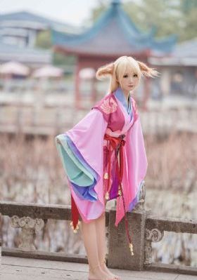 解开班长的裙子猛烈进入_未删减完整版